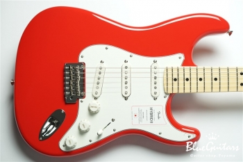 Made in Japan Hybrid II Stratocaster - Modena Red